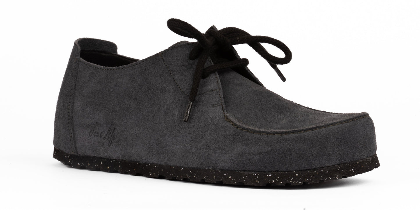 Women's shoe with soft insole