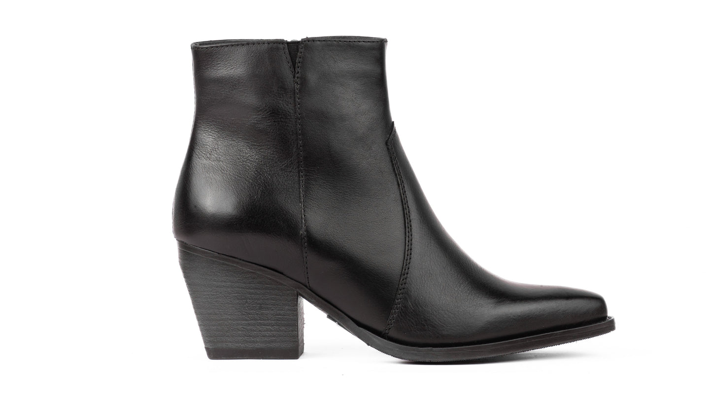 Ankle boot texani donna, scamosciato o in pieno fiore