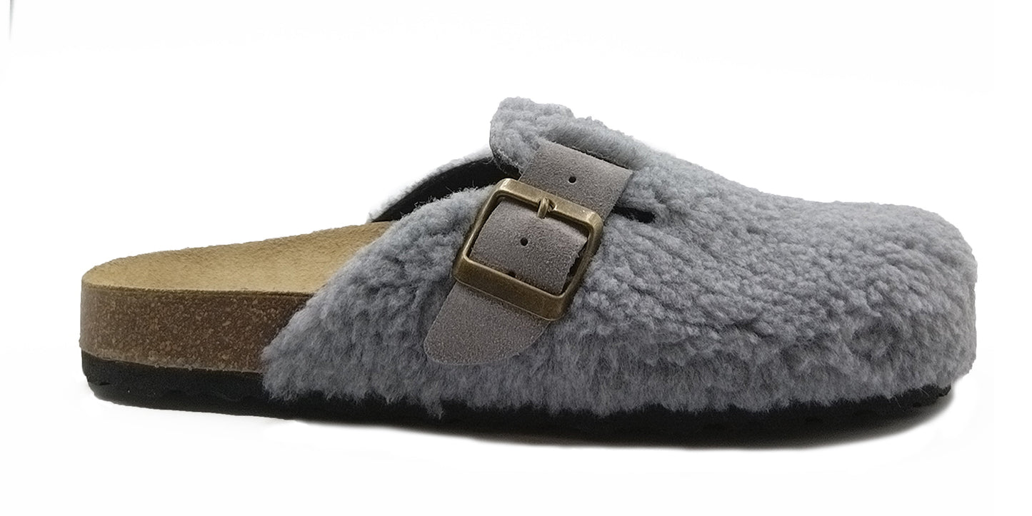 Women's clogs with teddy-effect wool upper