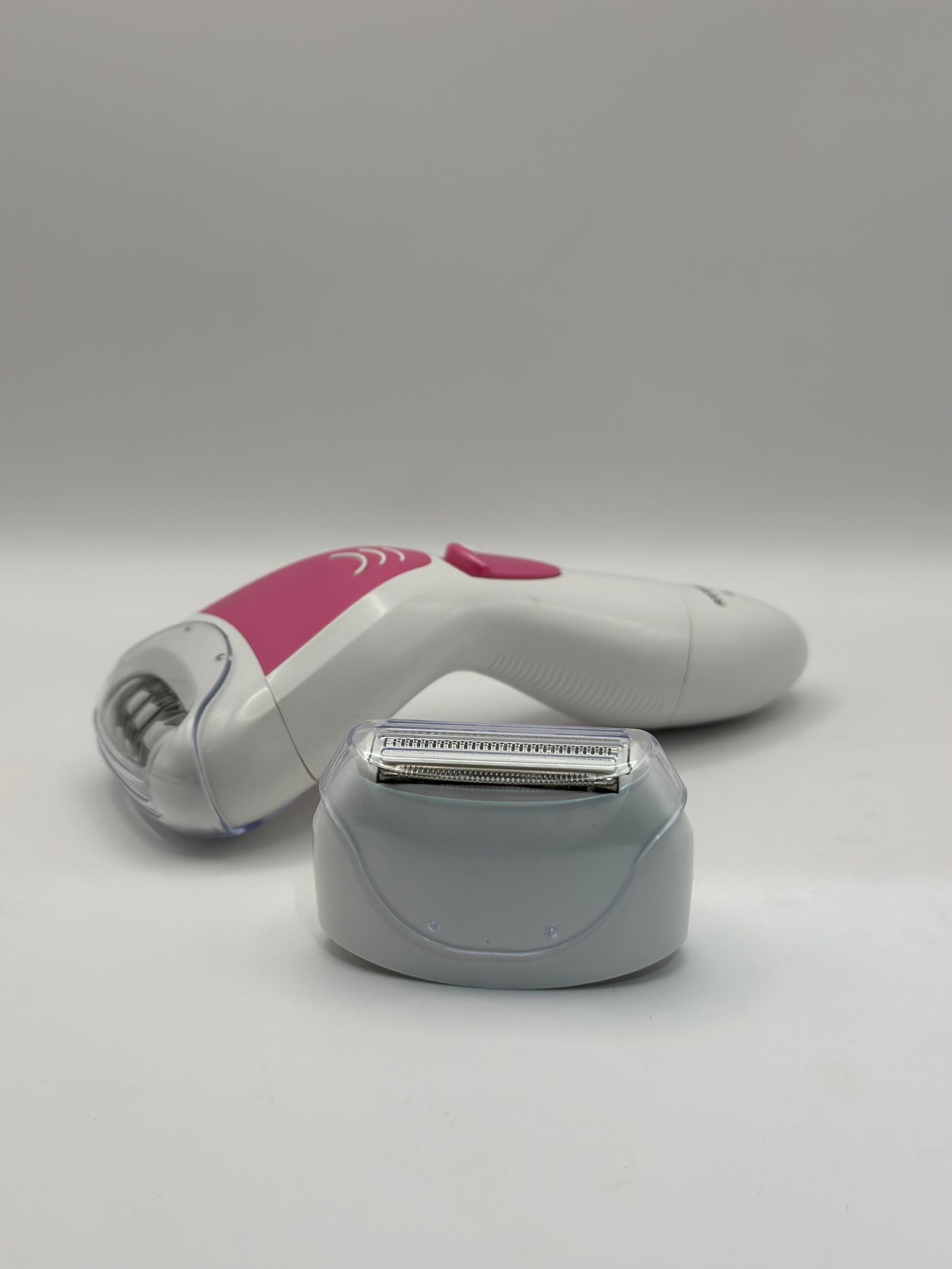 Electric Razor for Women with Complete Kit – Smooth Skin and Professional Care