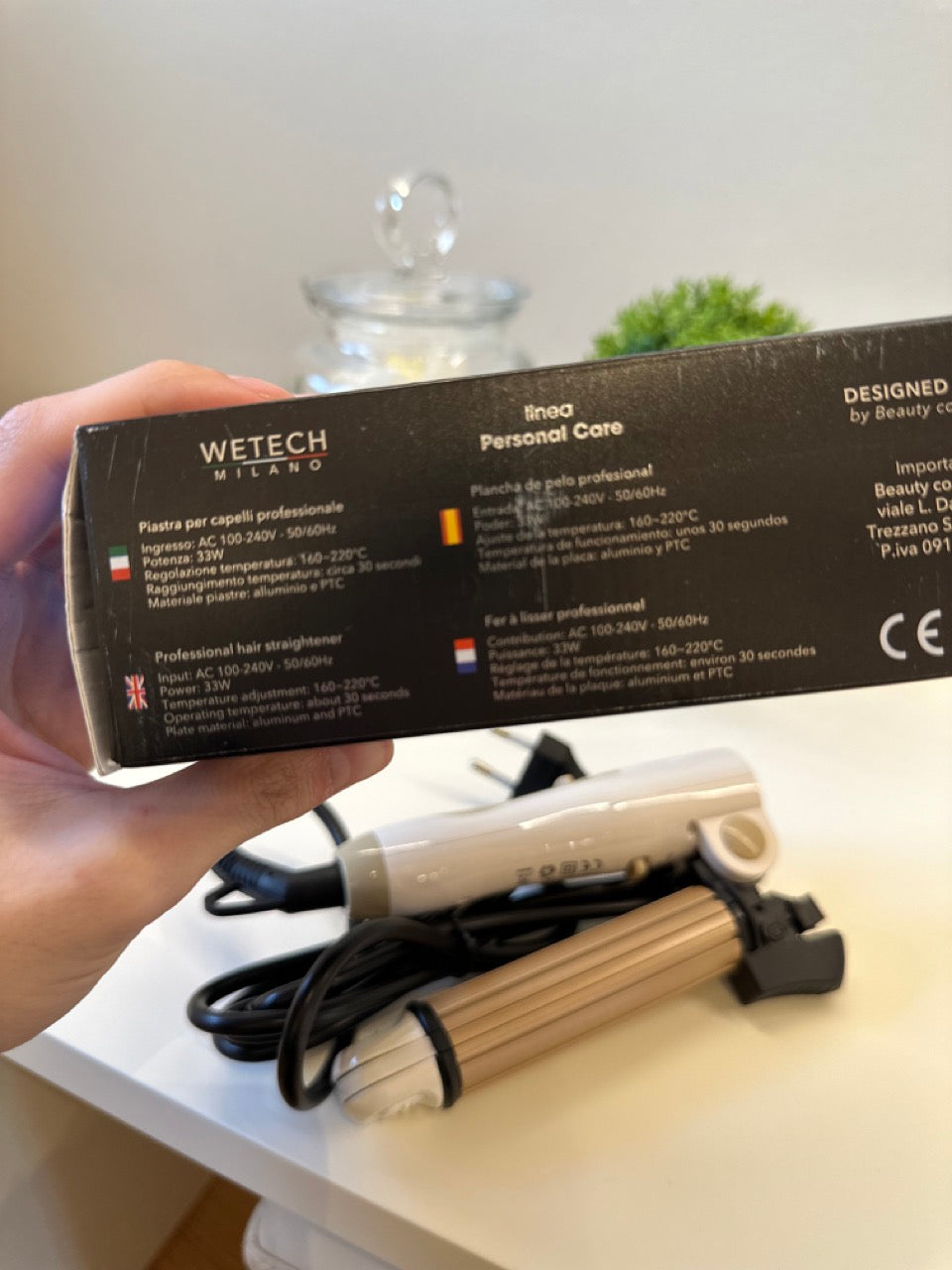 StyleStream – Mini Piastra Portatile per Capelli Lisci e Perfetti