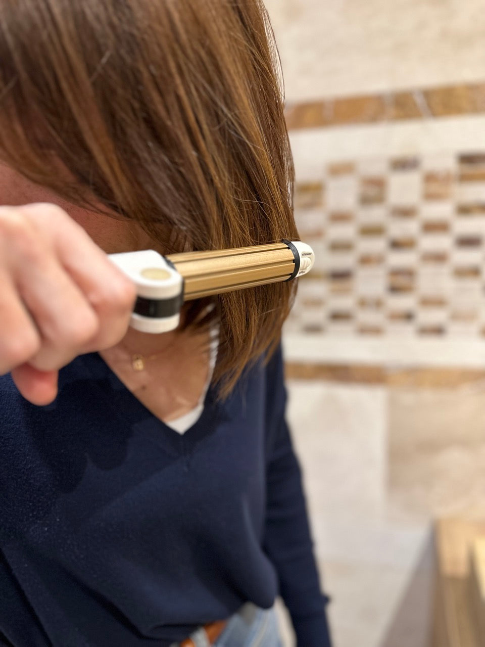 StyleStream – Mini Piastra Portatile per Capelli Lisci e Perfetti