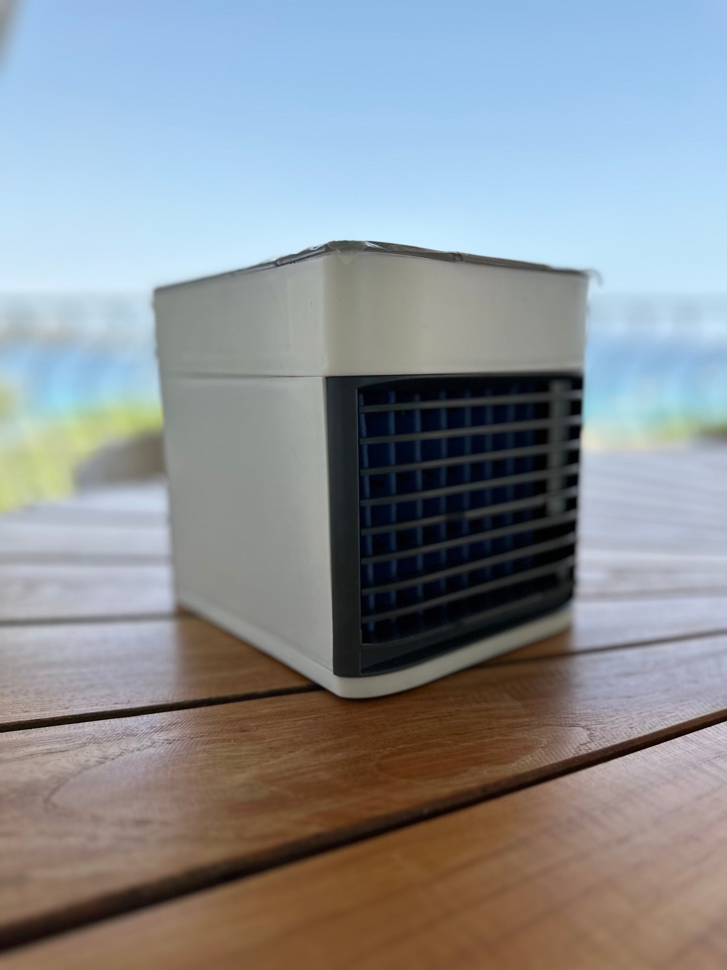 Condizionatore portatile ArcticAir™ con raffreddamento ad acqua