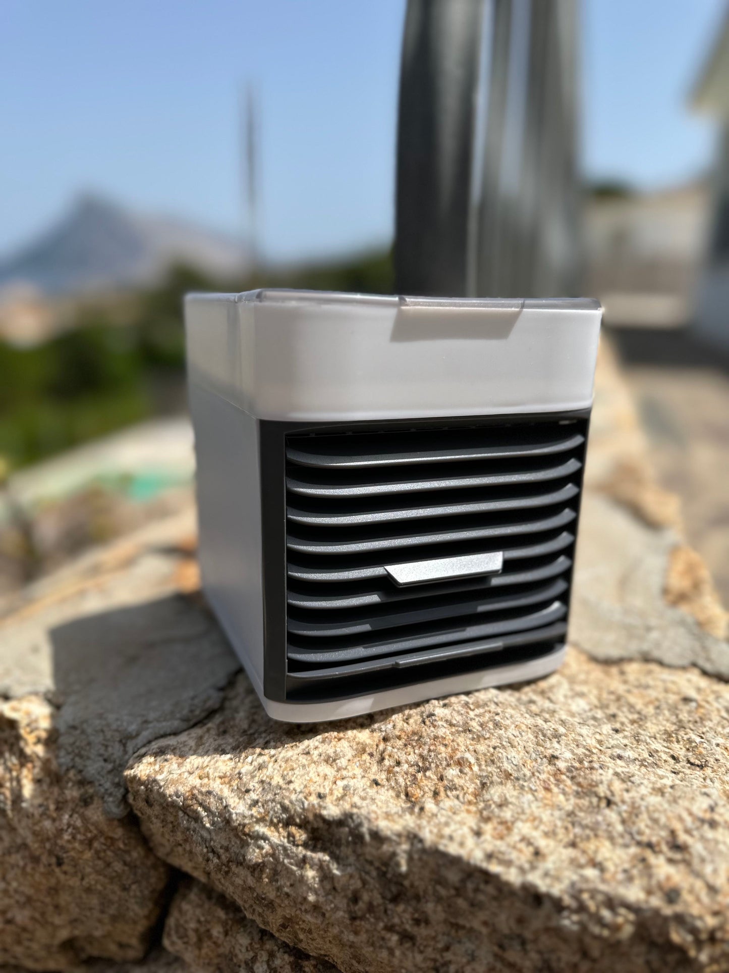 Condizionatore portatile ArcticAir™ con raffreddamento ad acqua