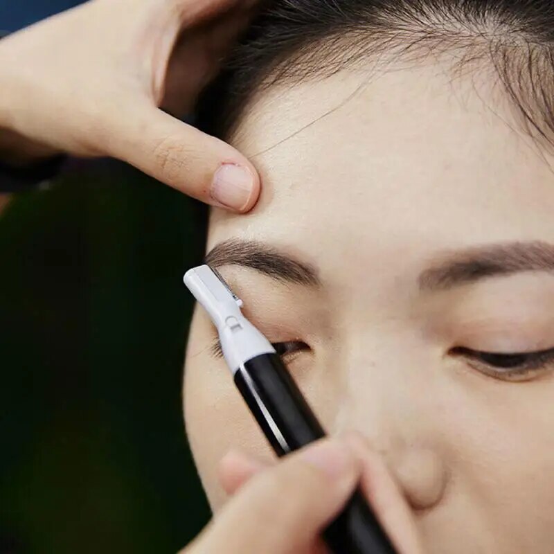 Regolapeli Donna Elettrico – Trimmer per Viso, Sopracciglia e Corpo